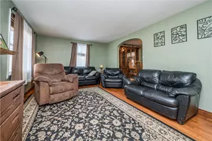 556 Highview Rd, Baldwin Twp, PA 15234 - Photo 8
