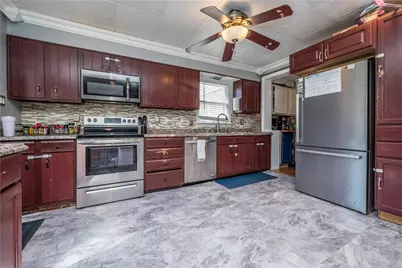 556 Highview Rd, Baldwin Twp, PA 15234 - Photo 12