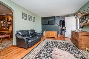 556 Highview Rd, Baldwin Twp, PA 15234 - Photo 6