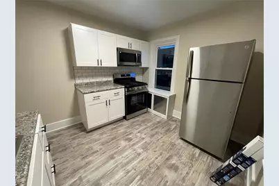 863 5th Ave #Fl 2, Coraopolis, PA 15108 - Photo 2