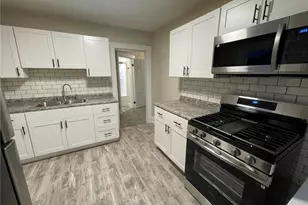 863 5th Ave, Coraopolis, PA 15108 - Photo 1