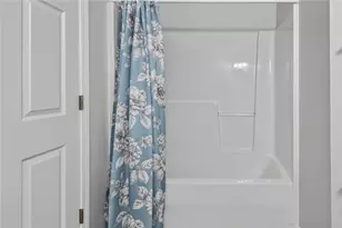 707 Wilshire Cir, Seven Fields Boro, PA 16046 - Photo 24