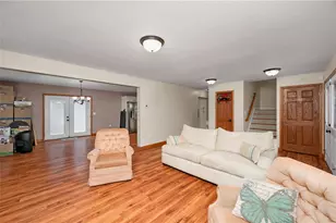 229 Millenium Dr, Rayburn Township, PA 16201 - Photo 4