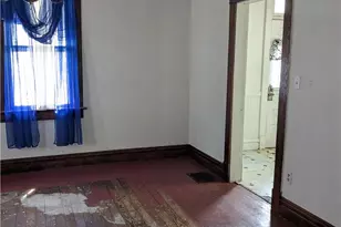 506 E Moody Ave, New Castle, PA 16105 - Photo 16