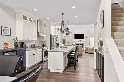 996 Surrey Woods Dr, North Strabane, PA 15317 - Photo 4