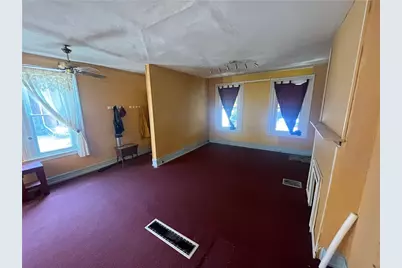 7313 Florence Ave, Pittsburgh, PA 15218 - Photo 10