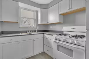 2919 Pioneer Ave, Pittsburgh, PA 15226 - Photo 6