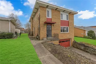 2919 Pioneer Ave, Pittsburgh, PA 15226 - Photo 2