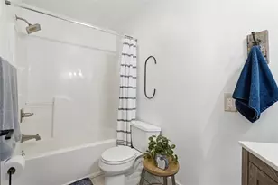 1240 Meadowbrook Dr, North Strabane, PA 15317 - Photo 28