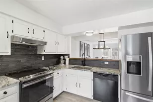 1240 Meadowbrook Dr, North Strabane, PA 15317 - Photo 4