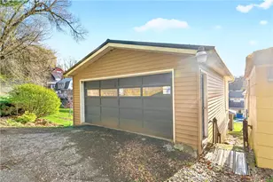 554 N Elm, Butler, PA 16001 - Photo 28