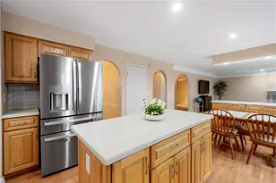 409 Snowberry Ln, Cranberry Township, PA 16066 - Photo 10