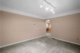 409 Snowberry Ln, Cranberry Township, PA 16066 - Photo 16