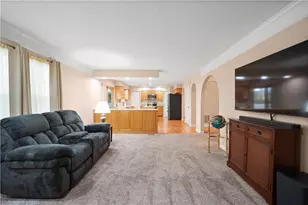 409 Snowberry Ln, Cranberry Township, PA 16066 - Photo 12