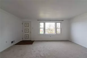 217 Wiltshire Ave, Butler, PA 16001 - Photo 10