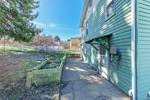 413 N Prospect St, Connellsville, PA 15425 - Photo 6