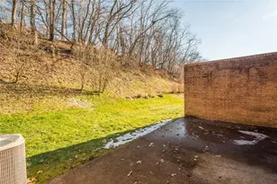 402 Forest Ridge Dr, Pittsburgh, PA 15221 - Photo 30
