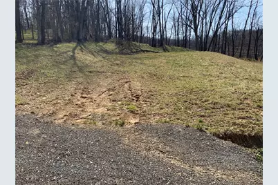 2610 E Finley Dr, Claysville, PA 15323 - Photo 2