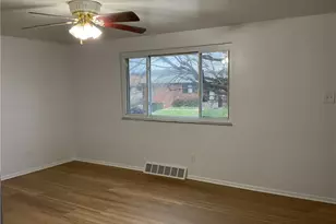 214 Erwin Pl, McKees Rocks, PA 15136 - Photo 12