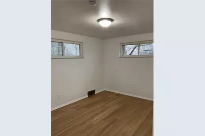 214 Erwin Place, McKees Rocks, PA 15136 - Photo 10