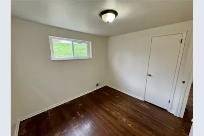 418 Baker Ave, Clairton, PA 15025 - Photo 10