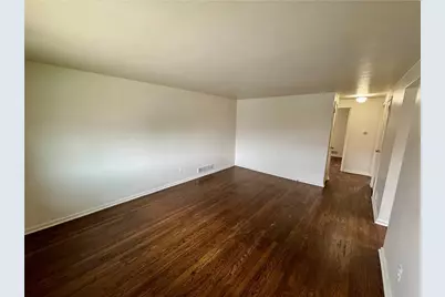 418 Baker Ave, Clairton, PA 15025 - Photo 4