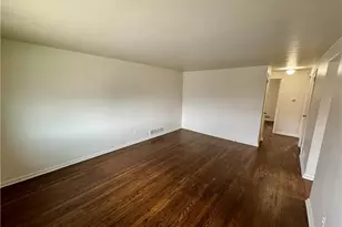 418 Baker Ave, Clairton, PA 15025 - Photo 4