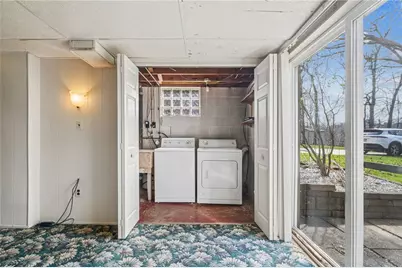 834 Blue Ridge Rd, Pittsburgh, PA 15239 - Photo 26