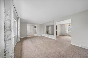 834 Blue Ridge Rd, Pittsburgh, PA 15239 - Photo 6