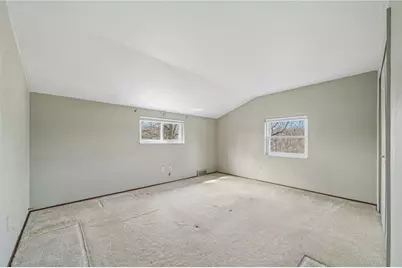 834 Blue Ridge Rd, Pittsburgh, PA 15239 - Photo 18