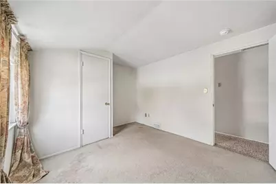 834 Blue Ridge Rd, Pittsburgh, PA 15239 - Photo 20