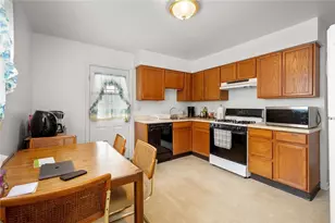 325-327 1st St, Cecil, PA 15055 - Photo 22