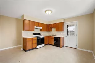 325-327 1st St, Cecil, PA 15055 - Photo 6