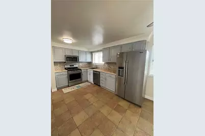 1419 Cardinal Dr, Scott Township, PA 15243 - Photo 16