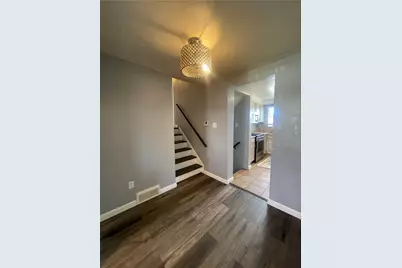 1419 Cardinal Dr, Scott Township, PA 15243 - Photo 6