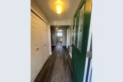 1419 Cardinal Dr, Scott Township, PA 15243 - Photo 2