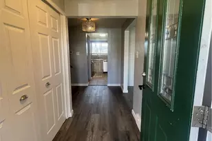 1419 Cardinal Dr, Scott Township, PA 15243 - Photo 2