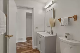 526 College Park Dr, Moon/Crescent Twp, PA 15108 - Photo 20