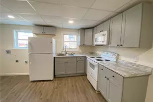 407 N Pittsburgh St, Connellsville, PA 15425 - Photo 8