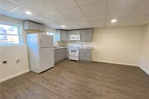 407 N Pittsburgh St, Connellsville, PA 15425 - Photo 6