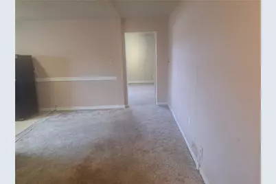 108 E 1st Ave, Derry Boro, PA 15627 - Photo 4