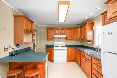 202 Rural Dr, Twp of But NW, PA 16001 - Photo 8