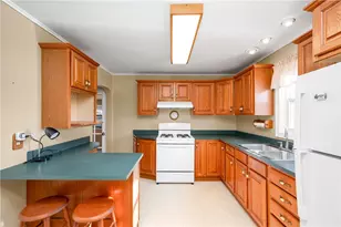 202 Rural Dr, Twp of But NW, PA 16001 - Photo 8