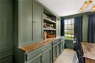 1024 Greenfield Dr, Cecil, PA 15317 - Photo 12