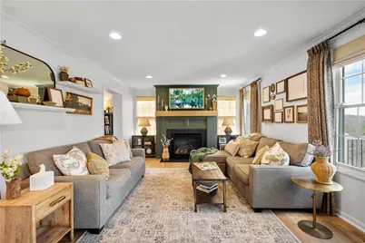 1024 Greenfield Dr, Cecil, PA 15317 - Photo 14