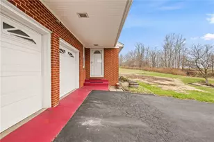 5667 Lincoln Hwy, Quemahoning Township, PA 15563 - Photo 4