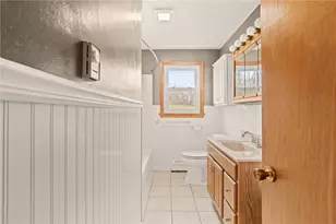 5667 Lincoln Hwy, Quemahoning Township, PA 15563 - Photo 18