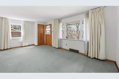 118 Kentzel Rd, Ross Twp, PA 15237 - Photo 8