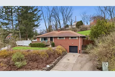 2386 Crestview Rd, Pittsburgh, PA 15216 - Photo 2