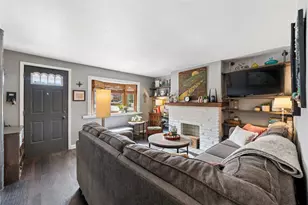 2303 Sidney St, Pittsburgh, PA 15203 - Photo 4